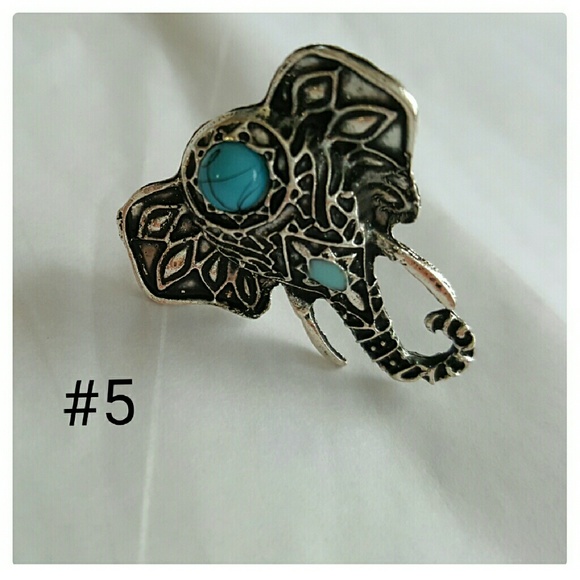 ❤REDUCED❤ Set of 6 rings $8 - Picture 3 of 4
