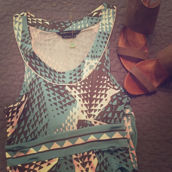 BCBG dress with great color/pattern only worn 2x! - Picture 1 of 4