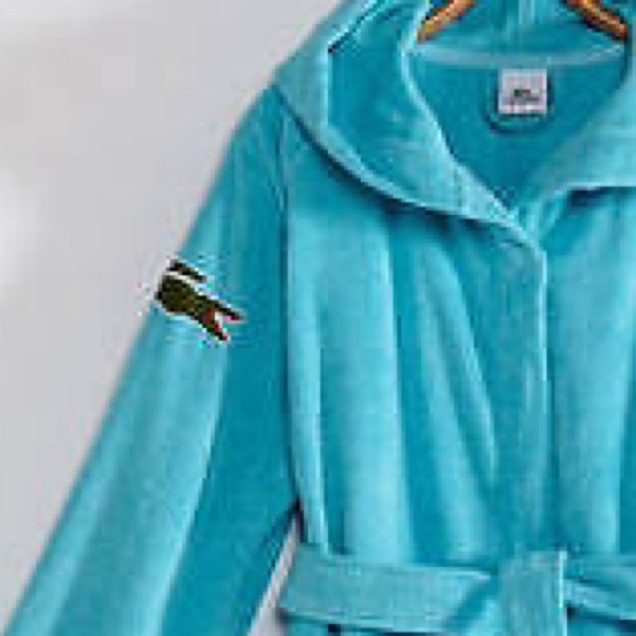 🆕🎉🎉LACOSTE BATH ROBE - Picture 3 of 6