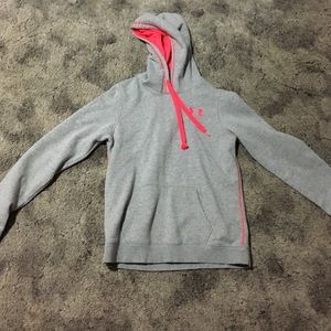 Under Armour sweatshirt