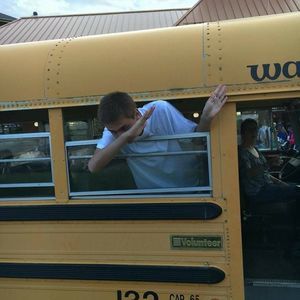 Meet your Posher, Hunter