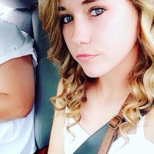 Meet your Posher, Ashlee