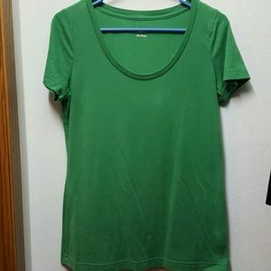 Green Mossimo tee