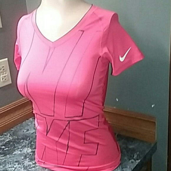 Nike Pro Hypercool Womens Training Top