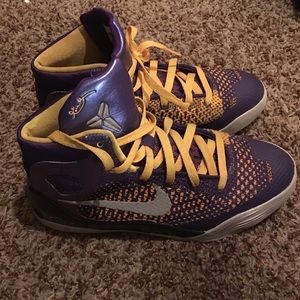 Kobe 9 high top