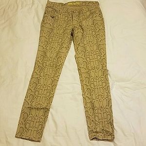 Old navy snake skin stretch jeans