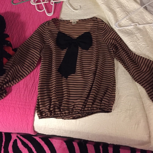 Bow long sleeve