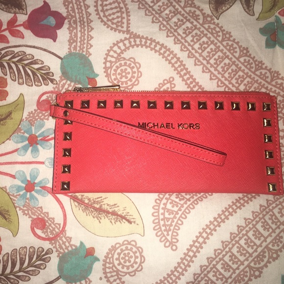 Michael Kors Wristlet Clutch