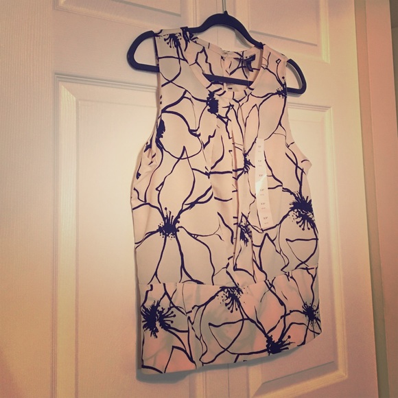 Banana Republic petite top