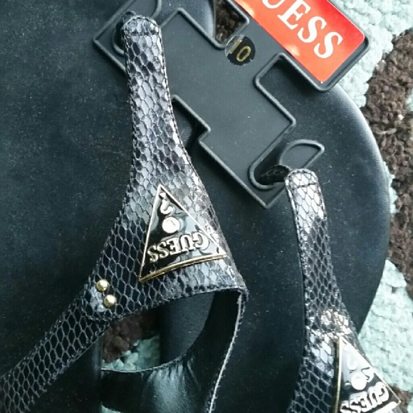 Guess sandals