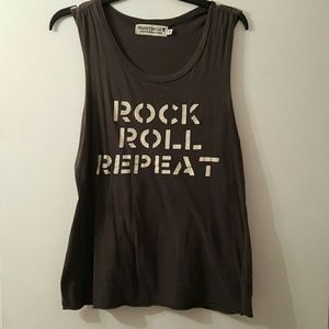 Project social rock and roll tank