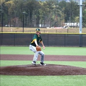 Meet your Posher, Zach