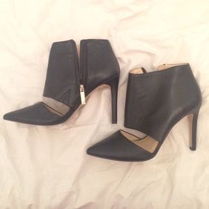 Banana Republic black stiletto booties