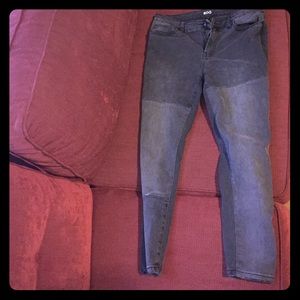 BDG skinny jeans 29w - washed black