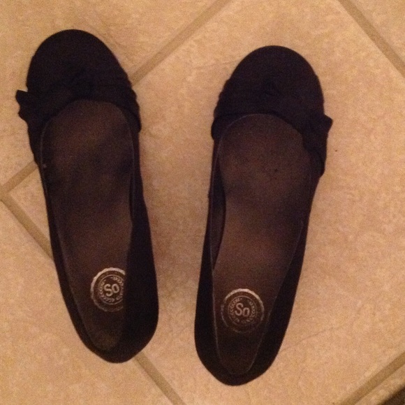 Classic semi-formal shoes