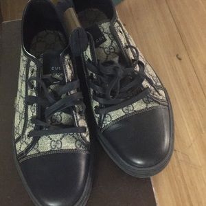 Men's size 10 1/2 Gucci low top sneakers