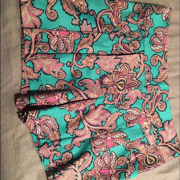 Loft shorts - Picture 1 of 3