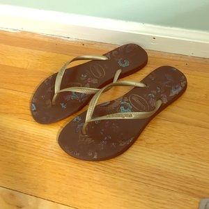 Havaianas flip flops!
