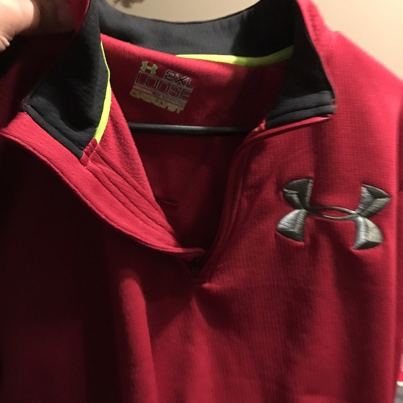 4 under Armour sweat shirts - Picture 4 of 4