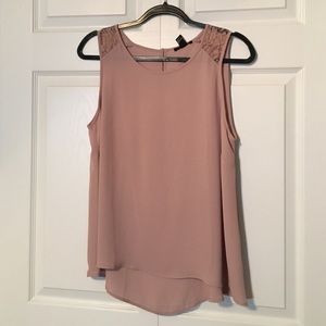 Dusty pink f21 high low top