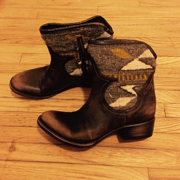 Freebird by Steven-- Cabalero booties - Picture 2 of 4