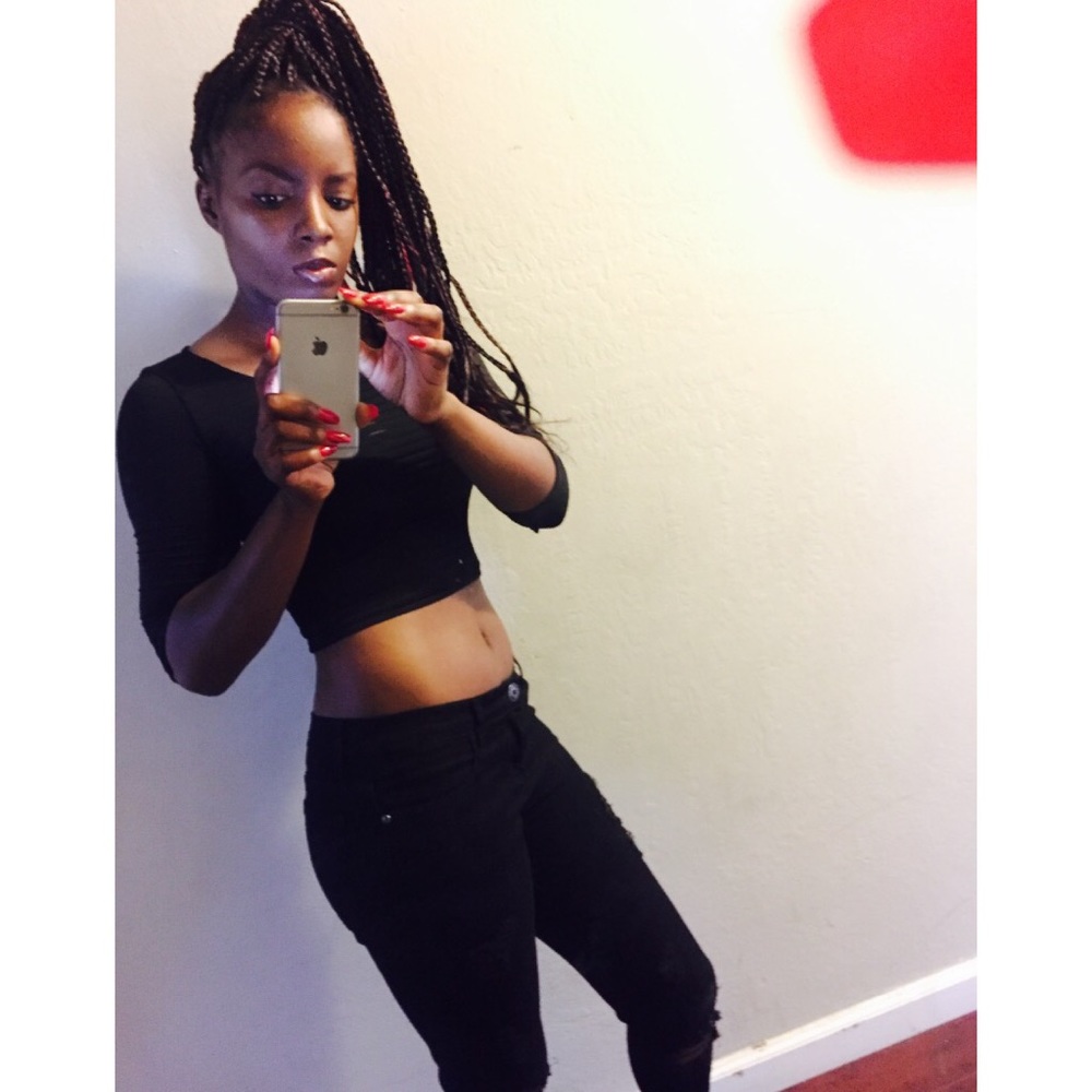 Meet your Posher, Toni