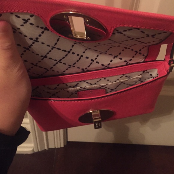 Kate spade hot pink purse - Picture 3 of 4