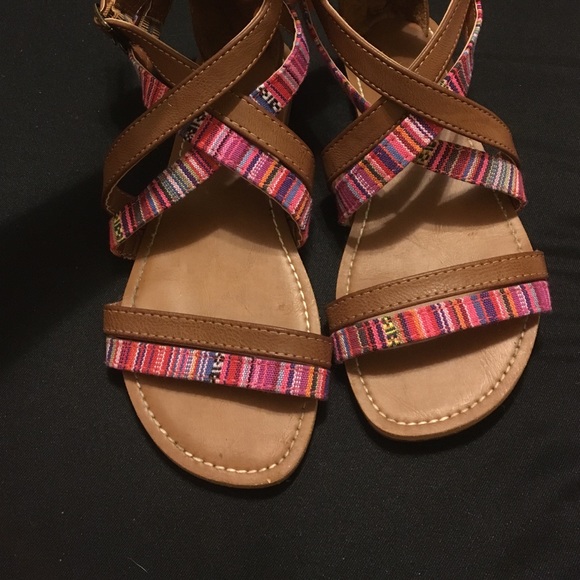 Brown/Colorful sandals
