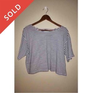 🔴SOLD🔴 LAST ONE • Free People • Crop Tee