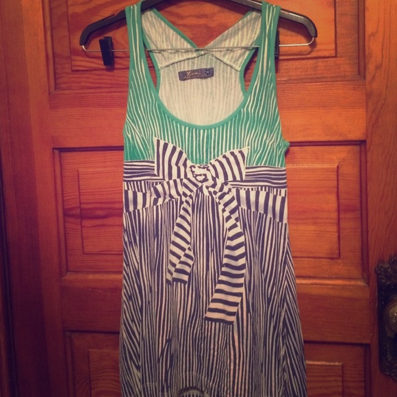 Unwrap me Tank