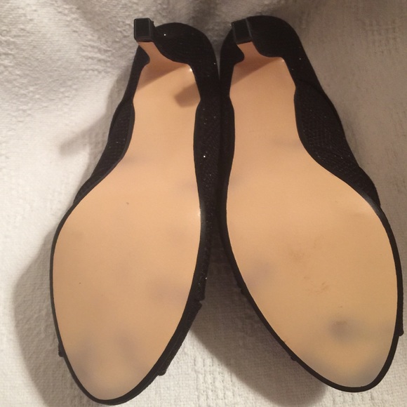 Ann Marino Beautiful Black Glitter Heels - Picture 4 of 4