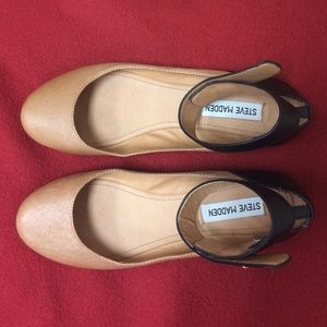 Steve Madden Ankle Strap Flats 8