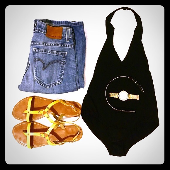 ✨Studded Yellow Leather Sandals✨