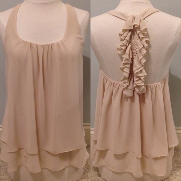 Breezy Cream Top - Picture 1 of 3
