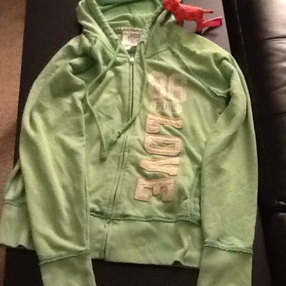 Victoria secret ,vera wang , hollister