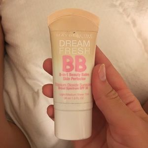 BB 8-in-1 Beauty balm skin protector