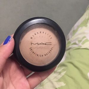 MAC mineralize powder