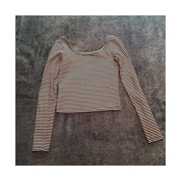 long sleeve crop