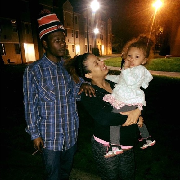 Meet your Posher, Brooke - Picture 1 of 1