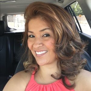 Meet your Posher, Andrea