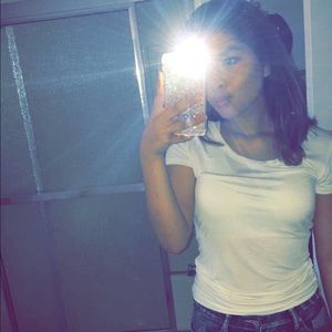 Meet your Posher, Kenia