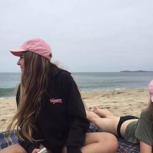 Meet your Posher, Kaylie