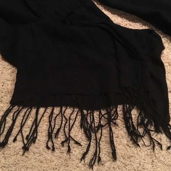 Scarf - Picture 3 of 3