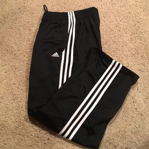Athletic sweatpants