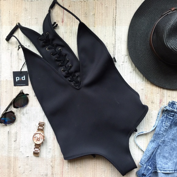 The avry deux one piece - Picture 2 of 3