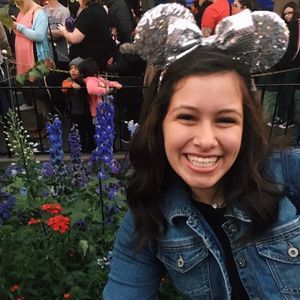 Meet your Posher, Nina