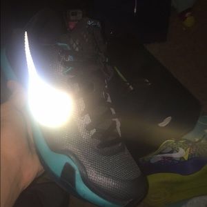 Kobe 10's
