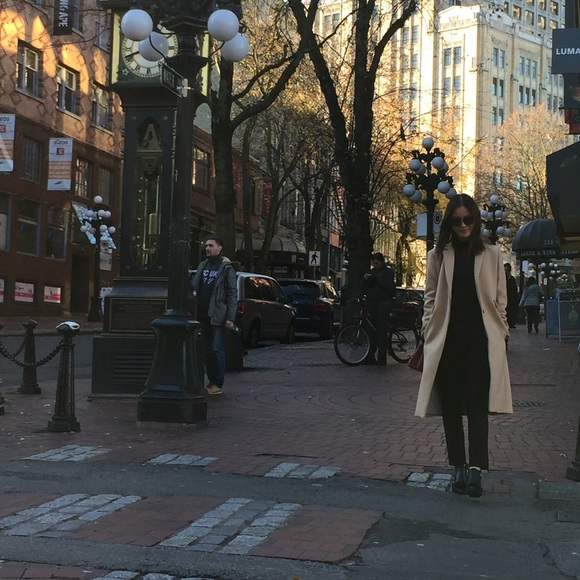 Meet your Posher, Mimi - Picture 2 of 4