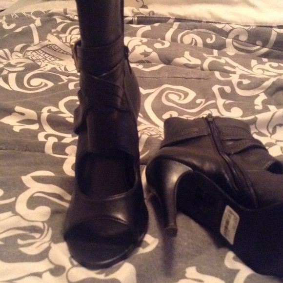 Black heels