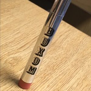 Buxom Full-on lip stick